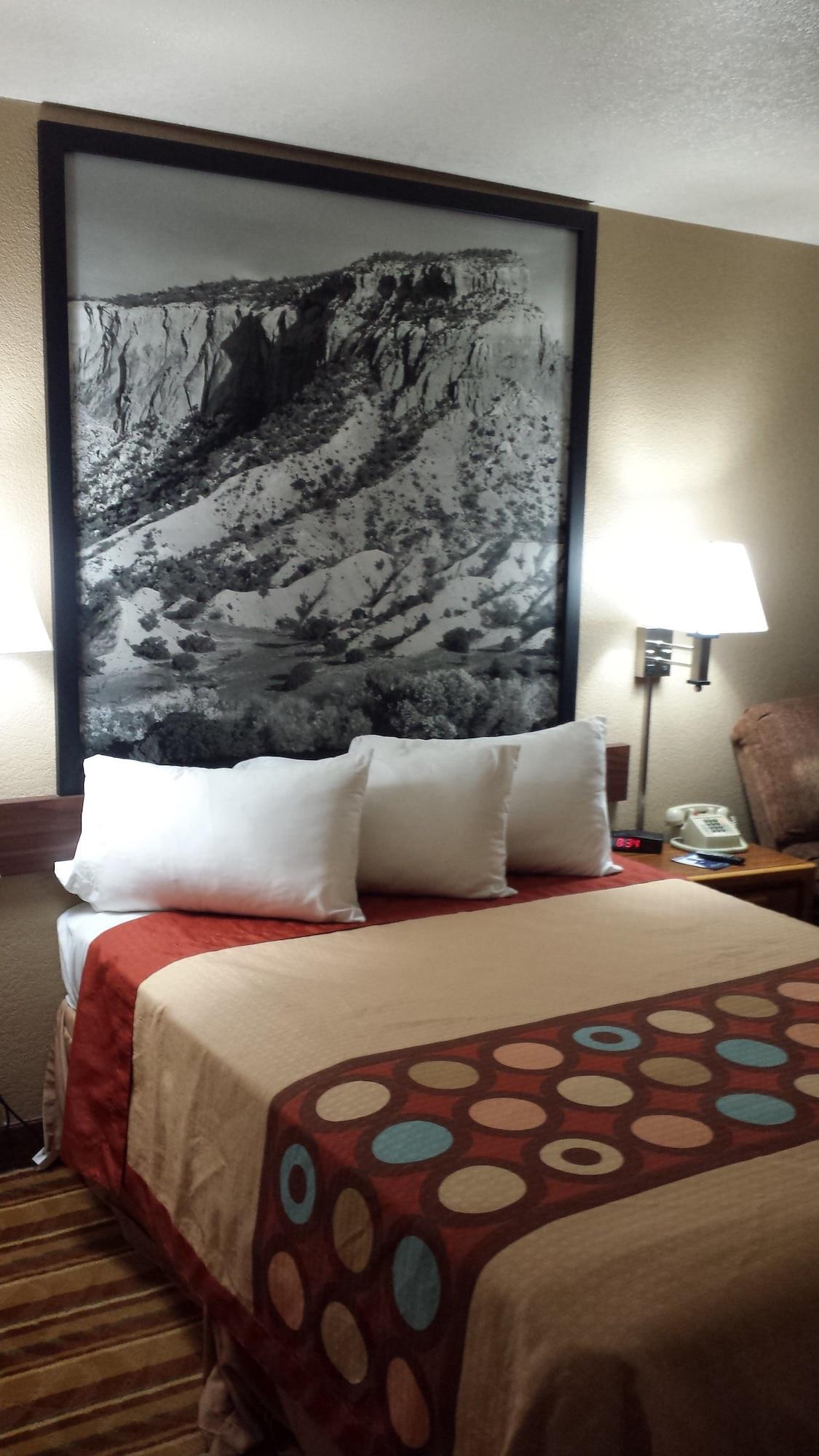 ซูเปอร์ 8 บาย วินด์แฮม ลาสครูเซส/ไวท์แซนด์ แอเรีย Hotel ภายนอก รูปภาพ