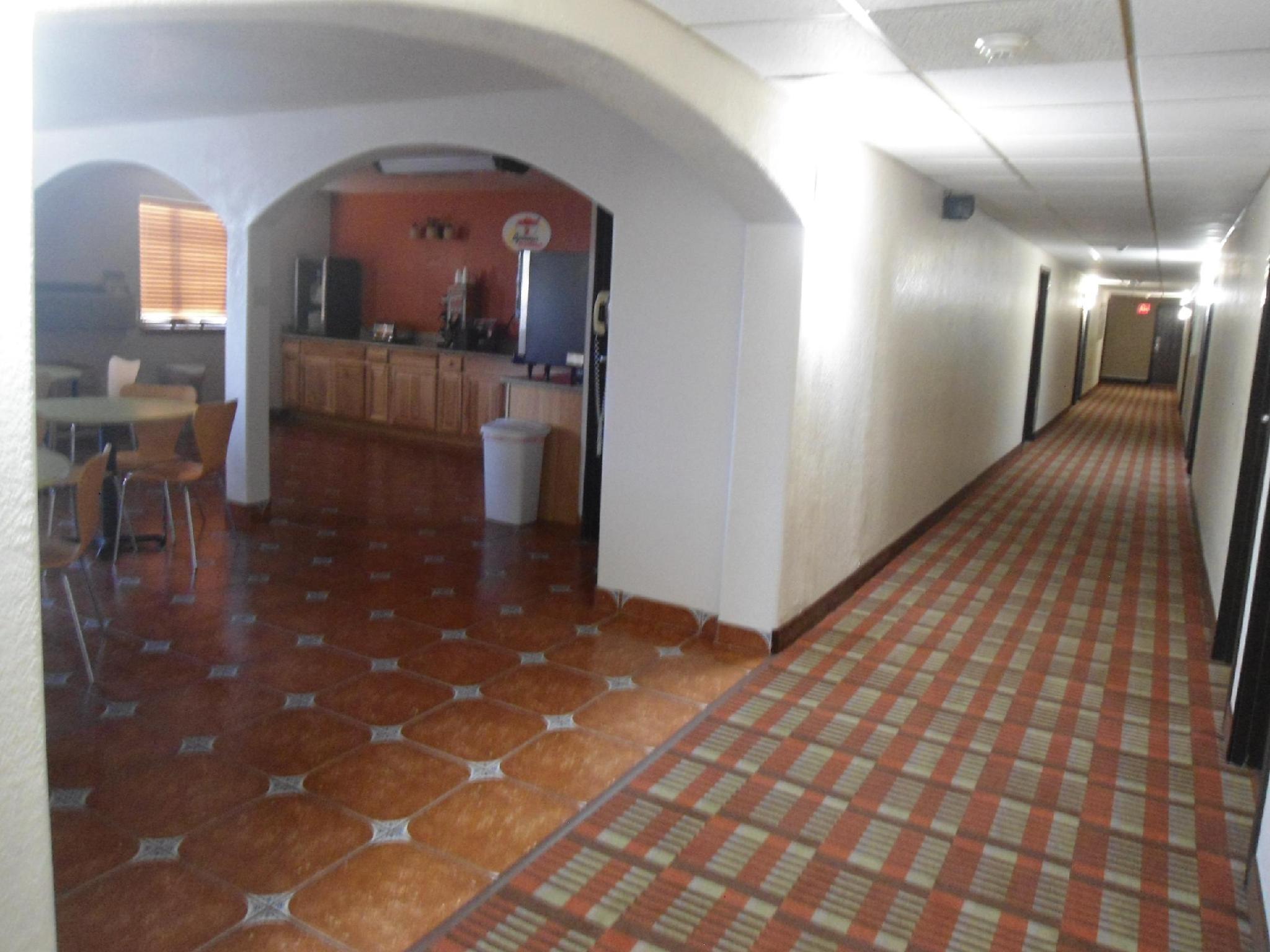 ซูเปอร์ 8 บาย วินด์แฮม ลาสครูเซส/ไวท์แซนด์ แอเรีย Hotel ภายนอก รูปภาพ