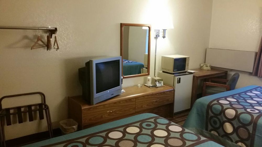 ซูเปอร์ 8 บาย วินด์แฮม ลาสครูเซส/ไวท์แซนด์ แอเรีย Hotel ภายนอก รูปภาพ