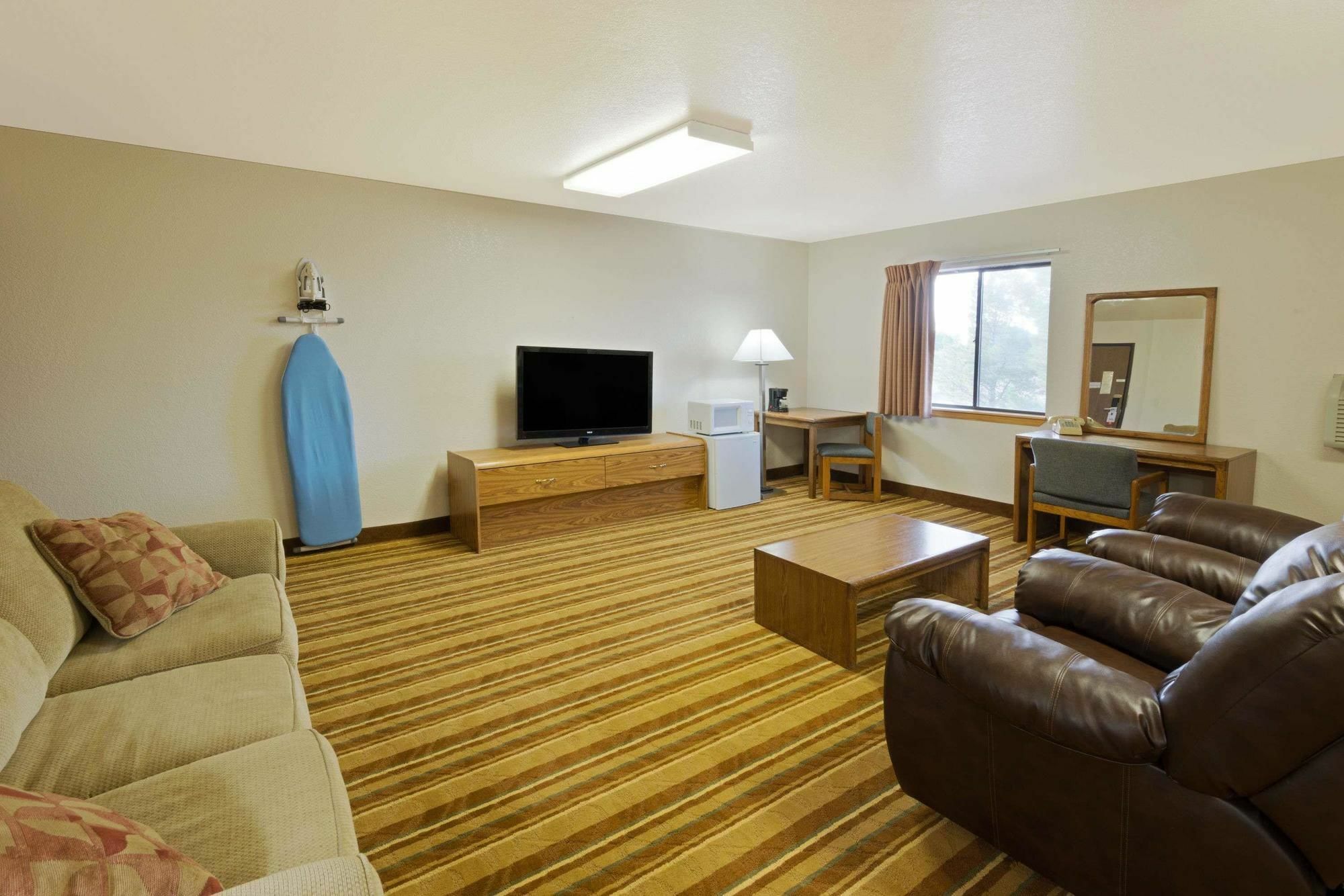 ซูเปอร์ 8 บาย วินด์แฮม ลาสครูเซส/ไวท์แซนด์ แอเรีย Hotel ภายนอก รูปภาพ